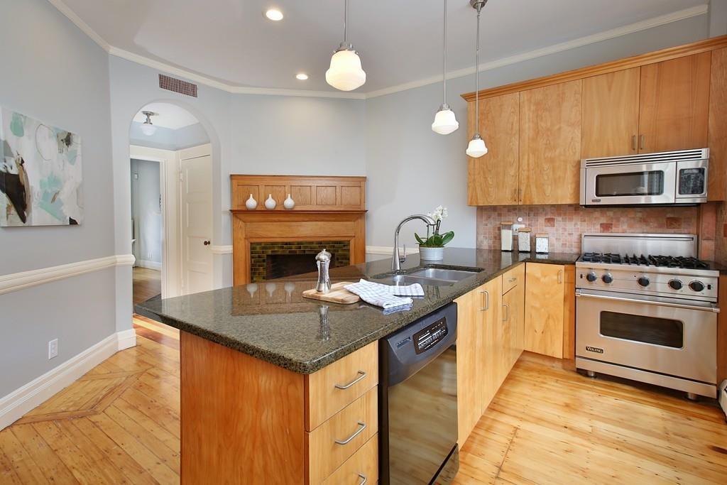 Rare offering of single family home - Image# 9