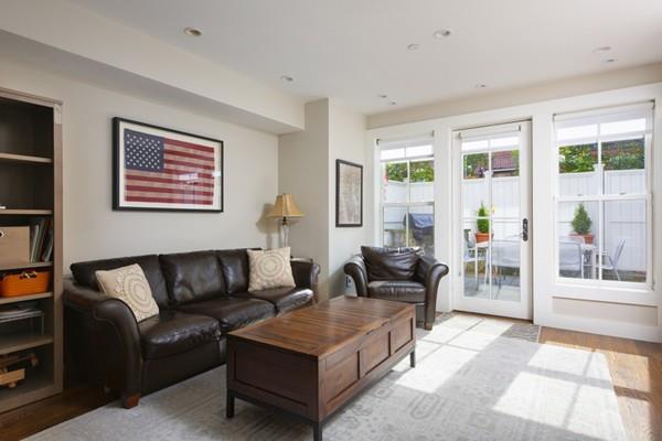 Sun-filled single family home - Image# 8