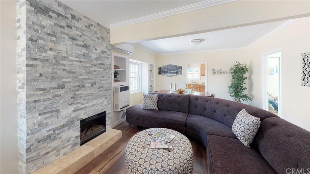 Beautiful 1923 remodeled home - Image# 11