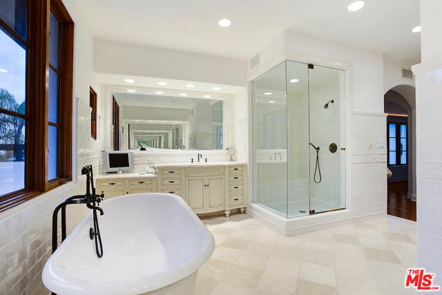 Feels like a 5-star resort - Image# 7
