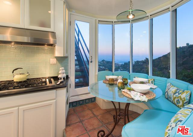 Spanish hideaway with stunning view - Image# 13