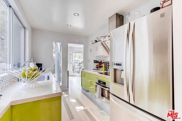 Lower Laurel Canyon Blvd - Image# 7