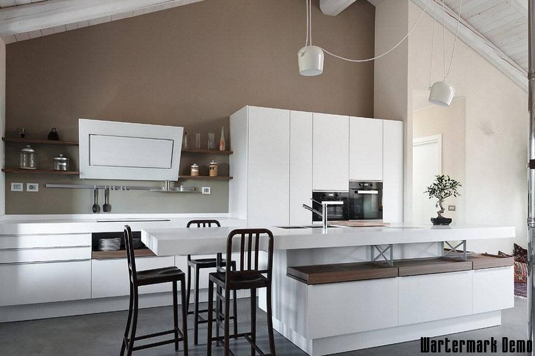 4 bed property to rent - Image# 2